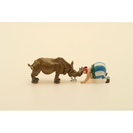 Figurine Obélix - Nez à nez avec le rhinocéros